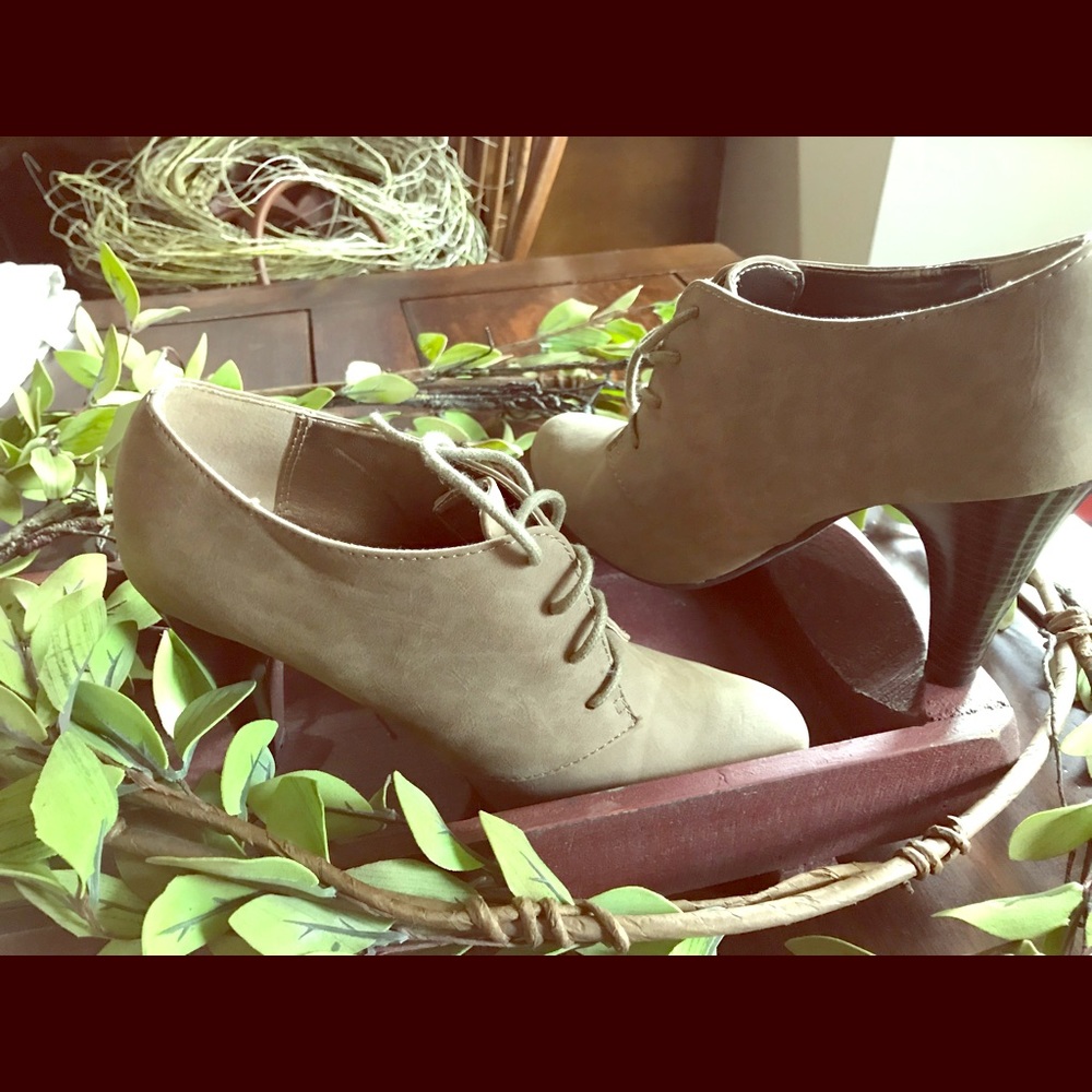 Ankle booties by Call it Spring